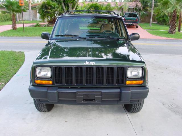 Jeep Cherokee 2000 Sport